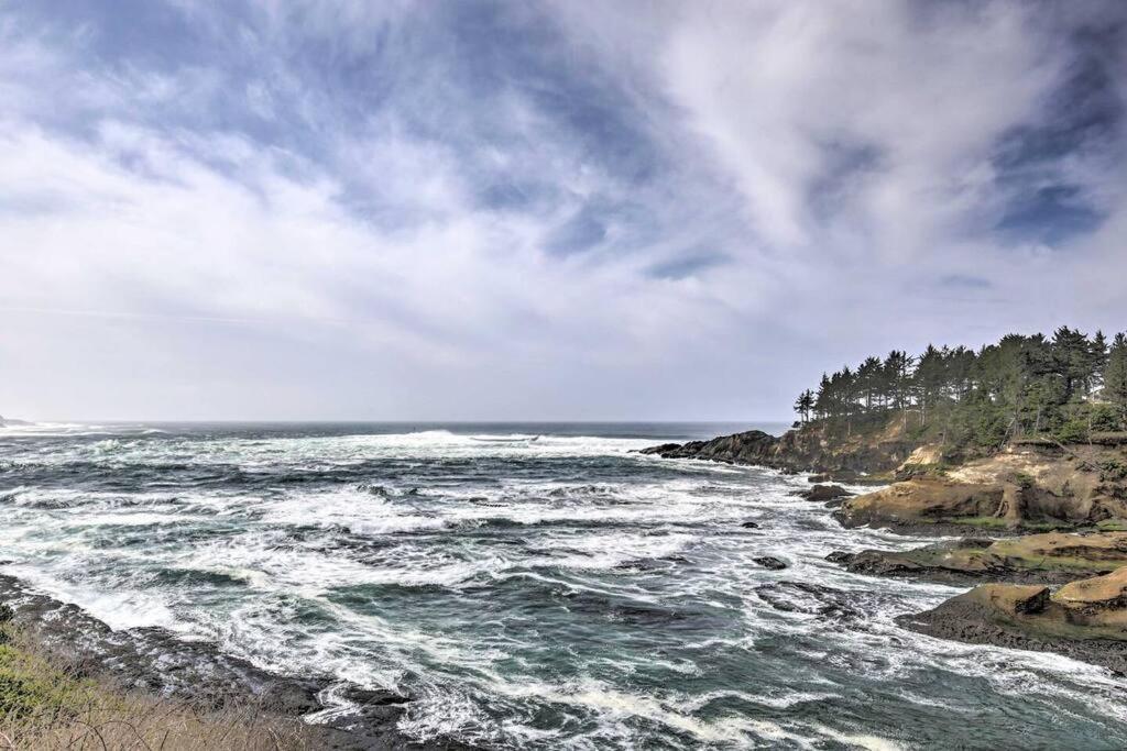 Modern Oregon Retreat W/ Deck, Hot Tub, Ocean View 迪波湾 外观 照片