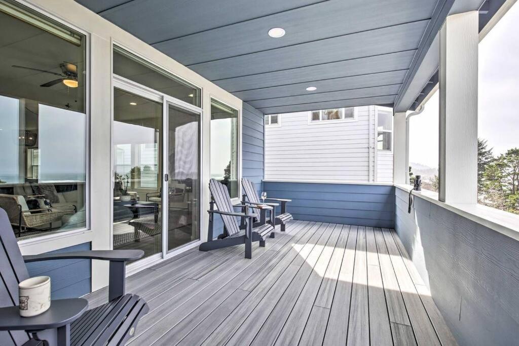 Modern Oregon Retreat W/ Deck, Hot Tub, Ocean View 迪波湾 外观 照片